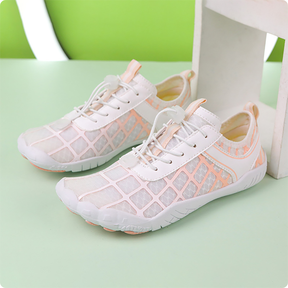 Quest-White-Pink-1
